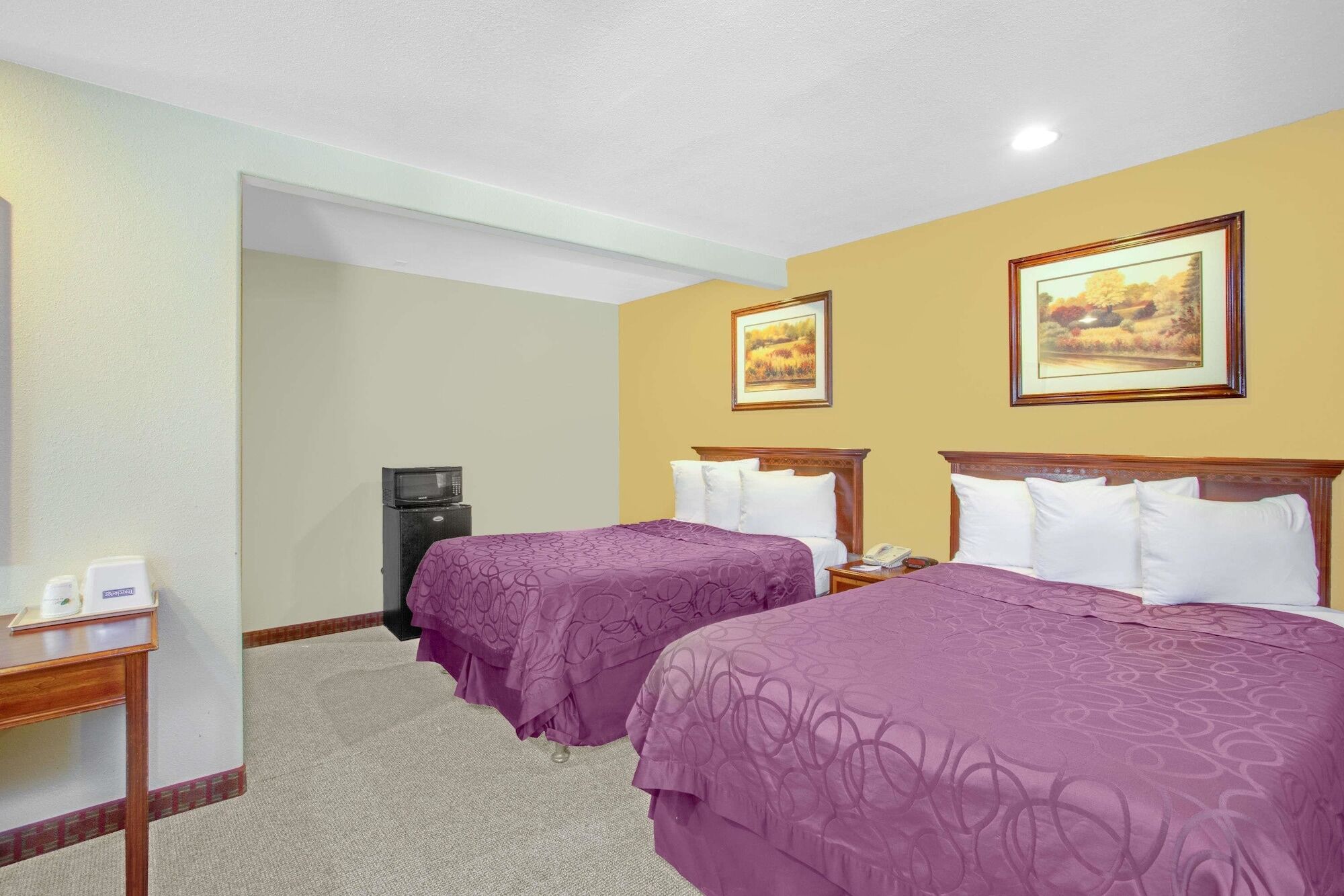 Villa Baymont By Wyndham Coalinga Esterno foto